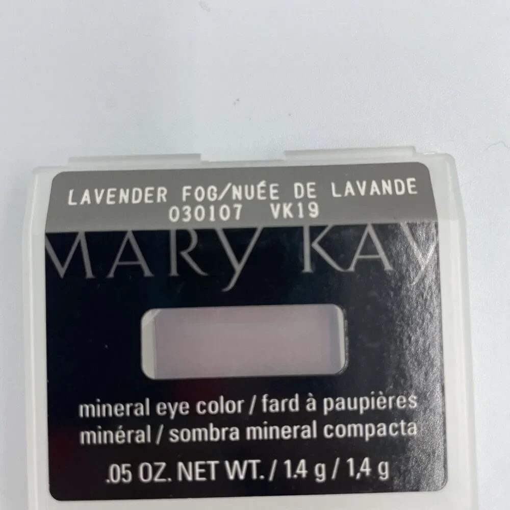 MARY KAY Mineral Eye Color - LAVENDER FOG - 030107 4X09 / .05 oz / 1.4 g - NEW